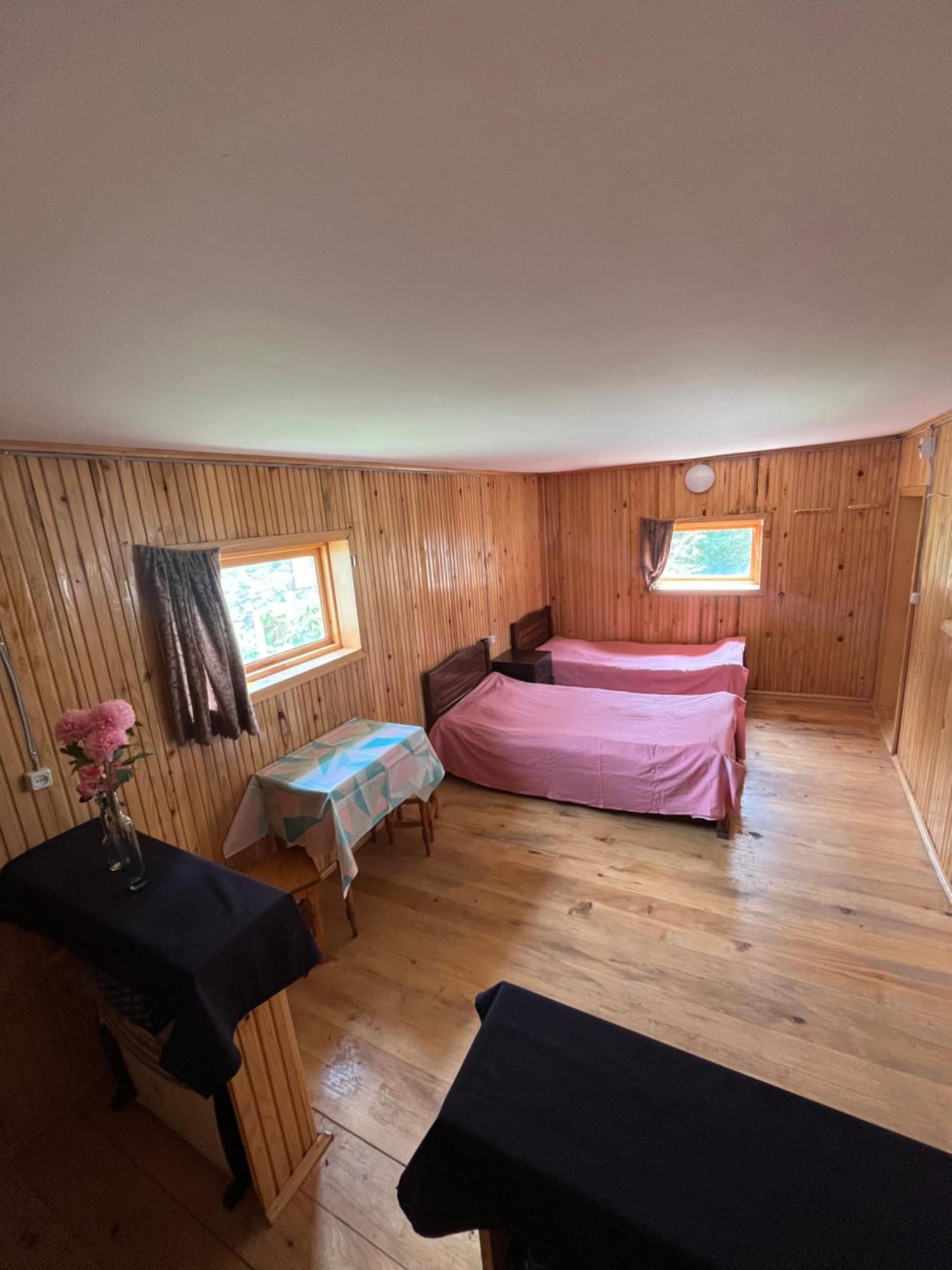 הוילה מסטיה Wooden House מראה חיצוני תמונה